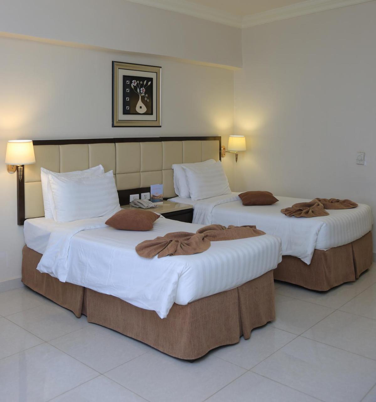 Grand East Hotel - Resort & Spa Dead Sea Sweimeh Cameră foto